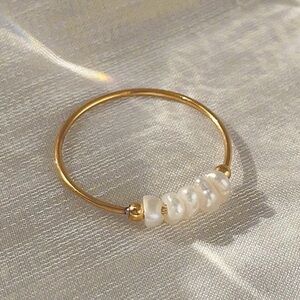 *New* Stainless Steel 18k Gold Plated and Pearl Ring